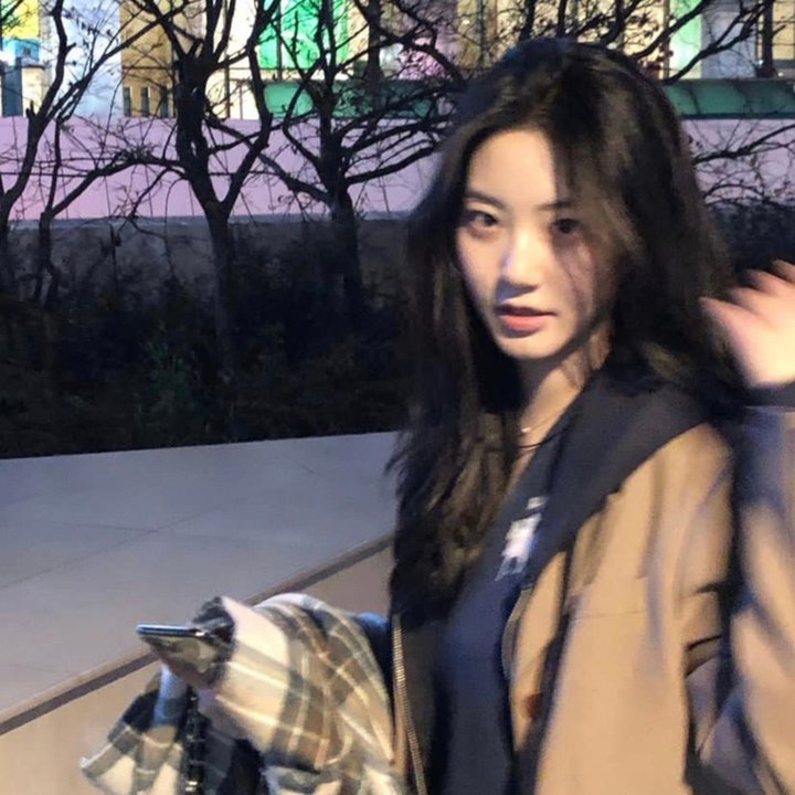 龙纹身的女鬼入镜